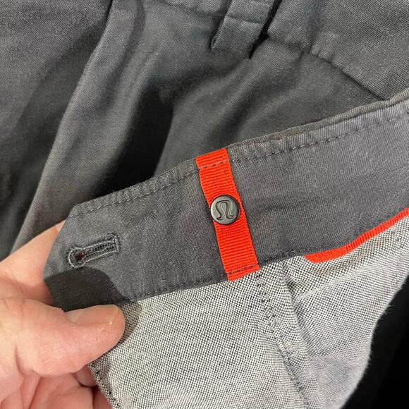 LULULEMON Men’s ABC Classic-Fit Trouser Obsidian Gray size 40 - Picture 5 of 8